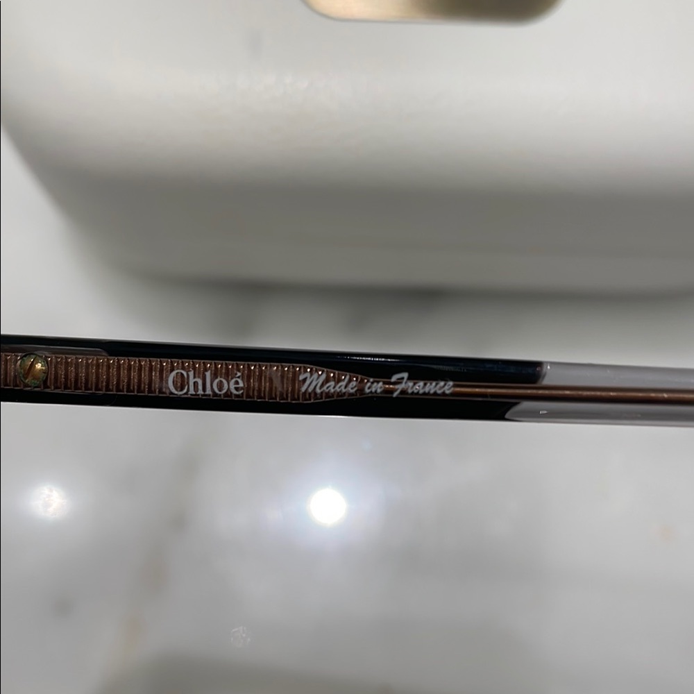 Chloe Women's Black Sunglasses - Picture 5 of 8